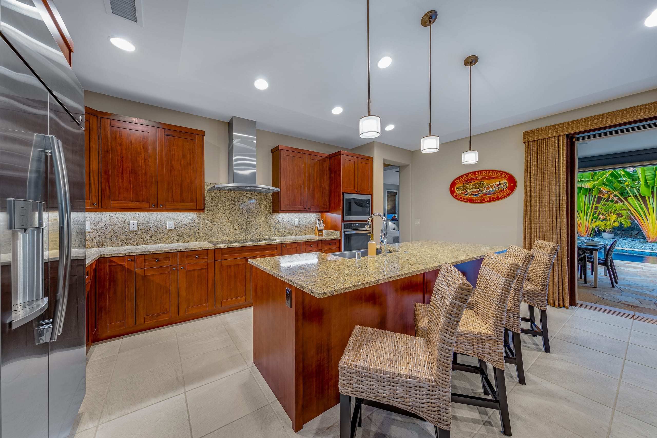 Home in Kailua-Kona · ★5.0 · 3 bedrooms · 3 beds · 2.5 baths - Image 4
