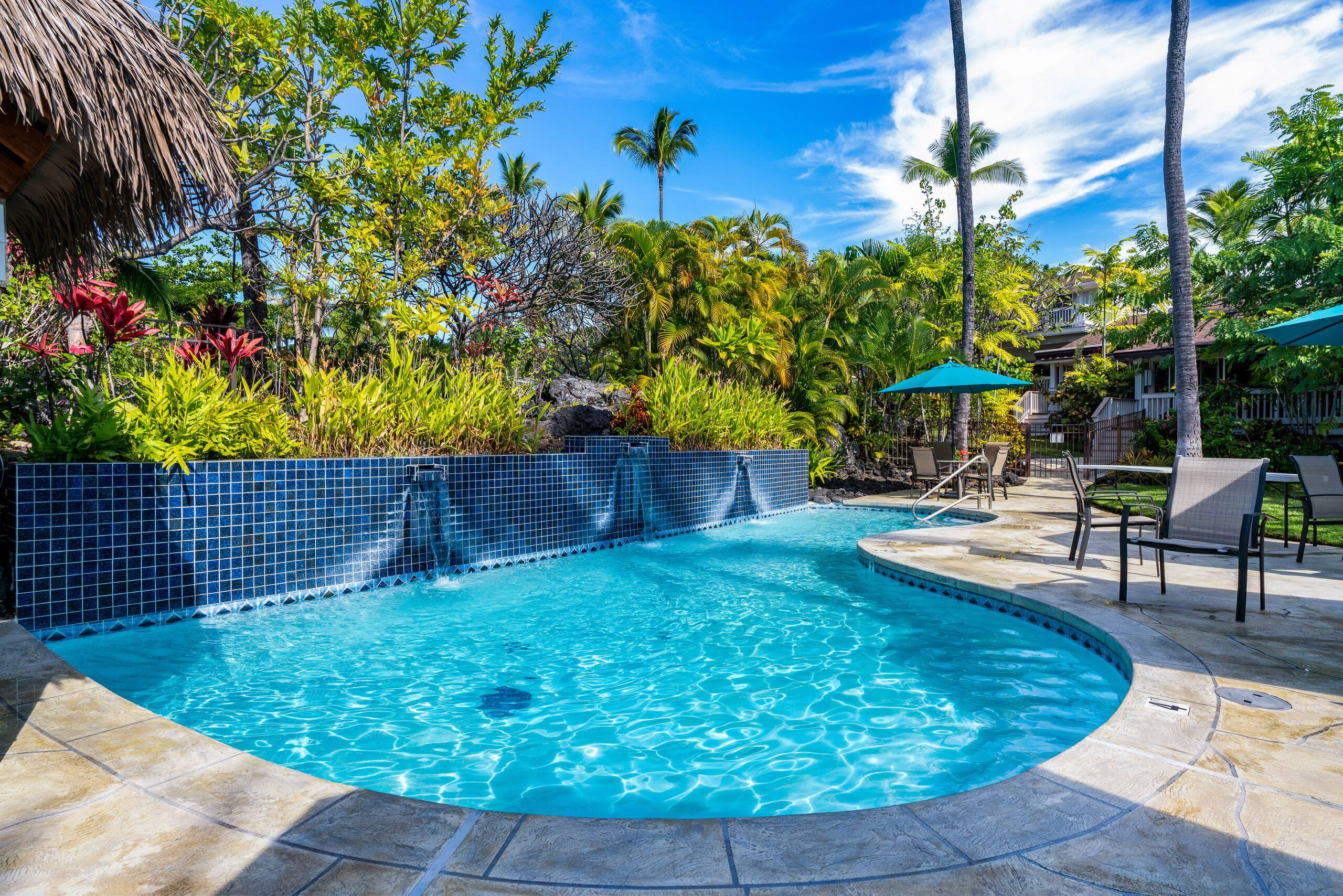 Townhouse in Kailua-Kona · ★4.86 · 1 bedroom · 2 beds · 1 bath - Image 2