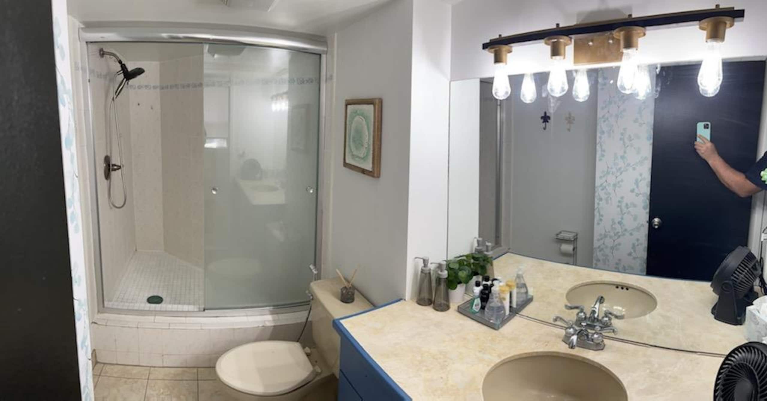 Condo in Honolulu · ★4.67 · 1 bedroom · 3 beds · 1.5 private baths - Image 7