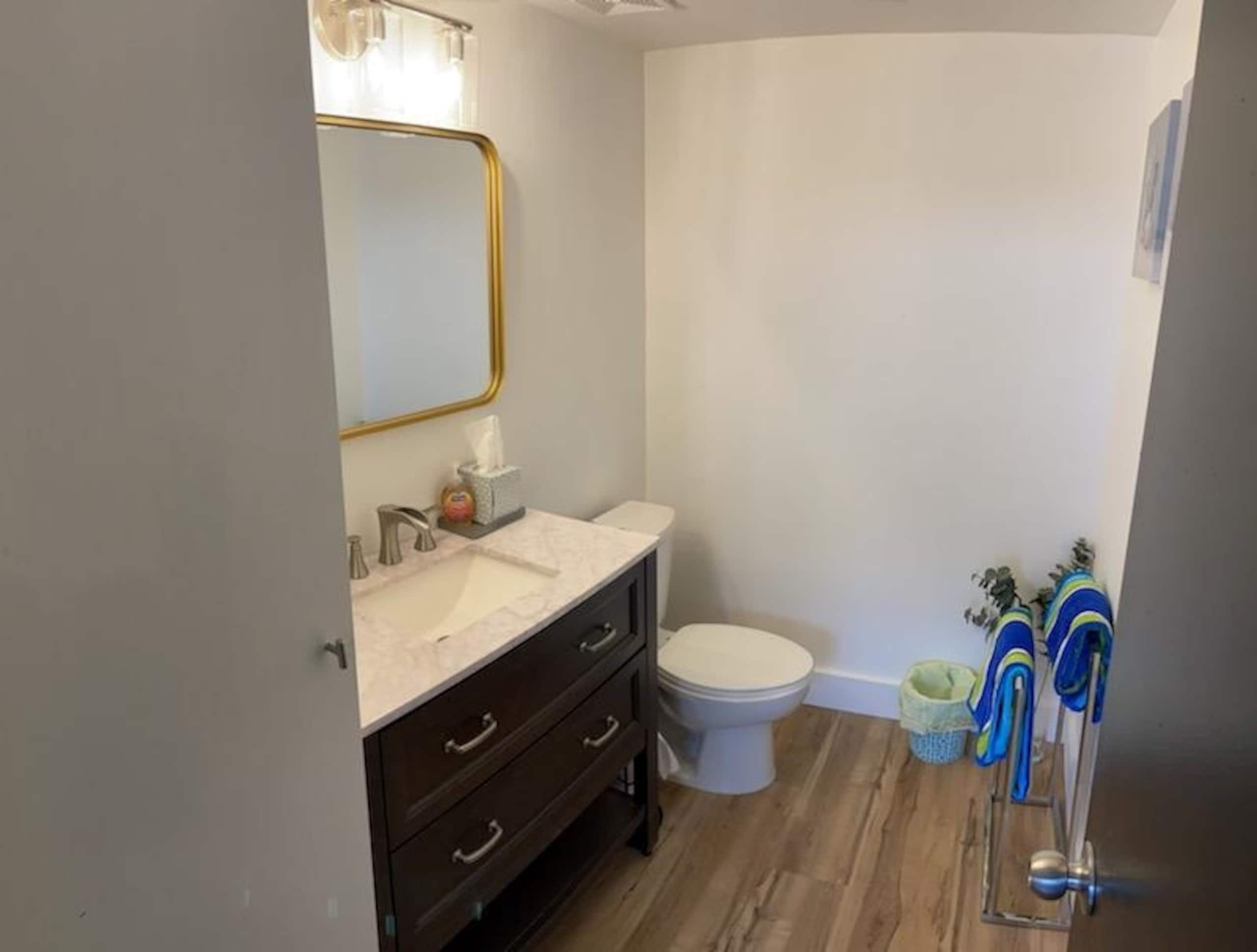 Condo in Honolulu · ★4.67 · 1 bedroom · 3 beds · 1.5 private baths - Image 8