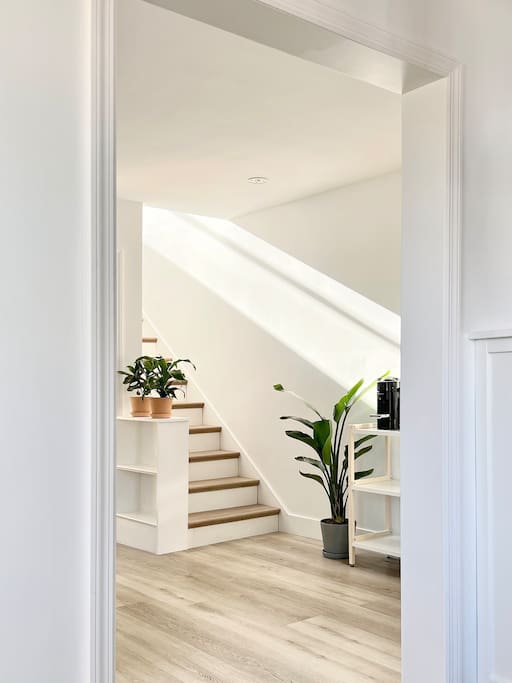 Cozy renovated 3bed White Plains Home
