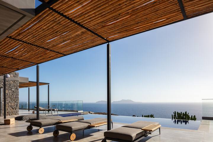Kumo Residence, Luxe Coastal Escape with Sea Views gallery image 2