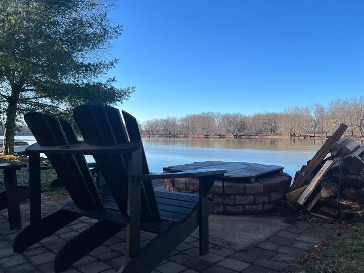 Nature destination by the river Chalets for Rent in SaintAndréd