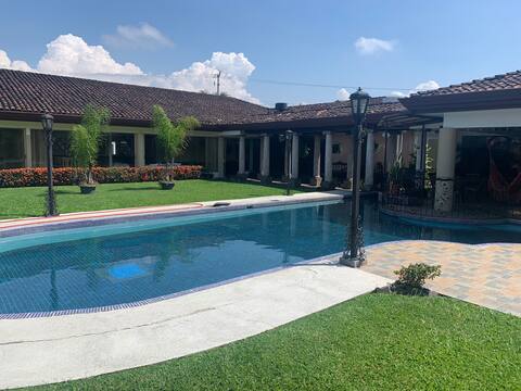 Authentic Costa Rican Luxurious Tropical Home