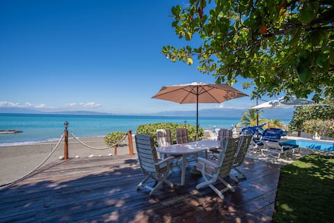 Stunning & Quiet Beachfront Home @Palmar de Ocoa