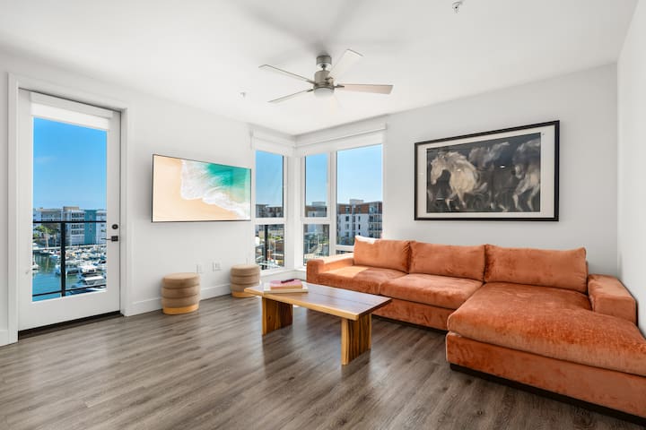 The Green Pearl 2Bed/2Bath Venice Beach/MDR/SM gallery image 2