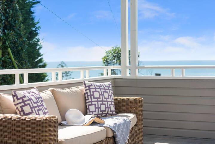 Luxury Beach House/Retreat/Beach gallery image 5