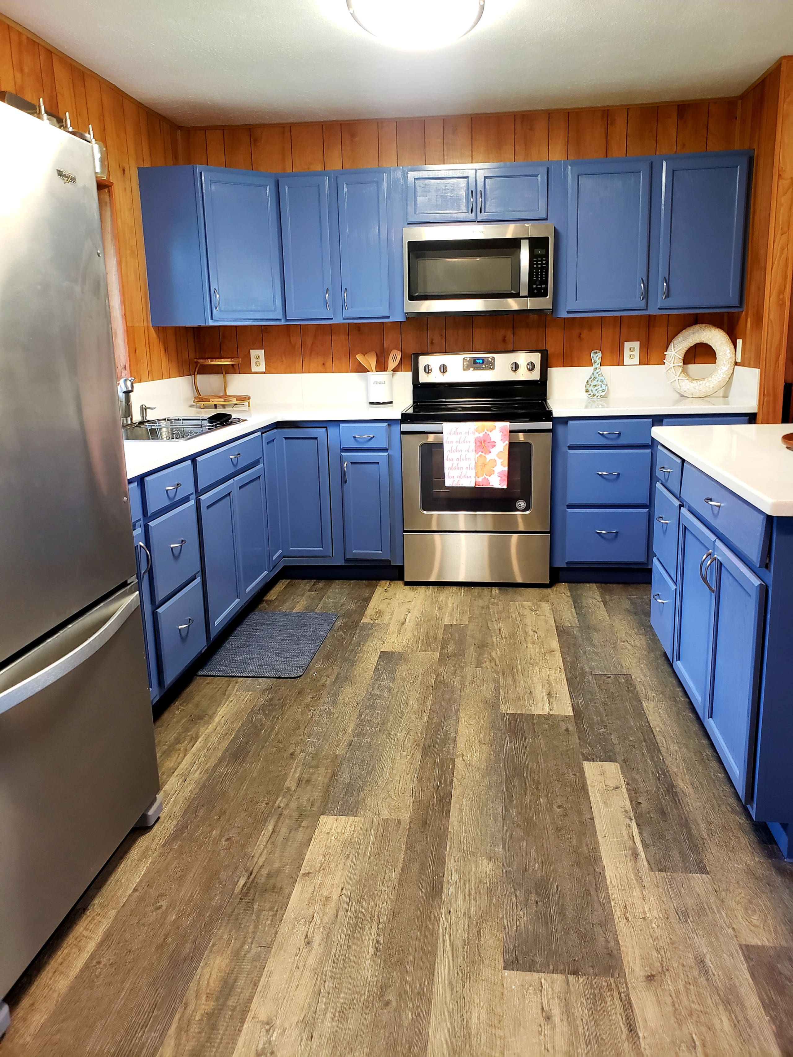 Home in Keaau · ★4.99 · 3 bedrooms · 5 beds · 2 shared baths - Image 9