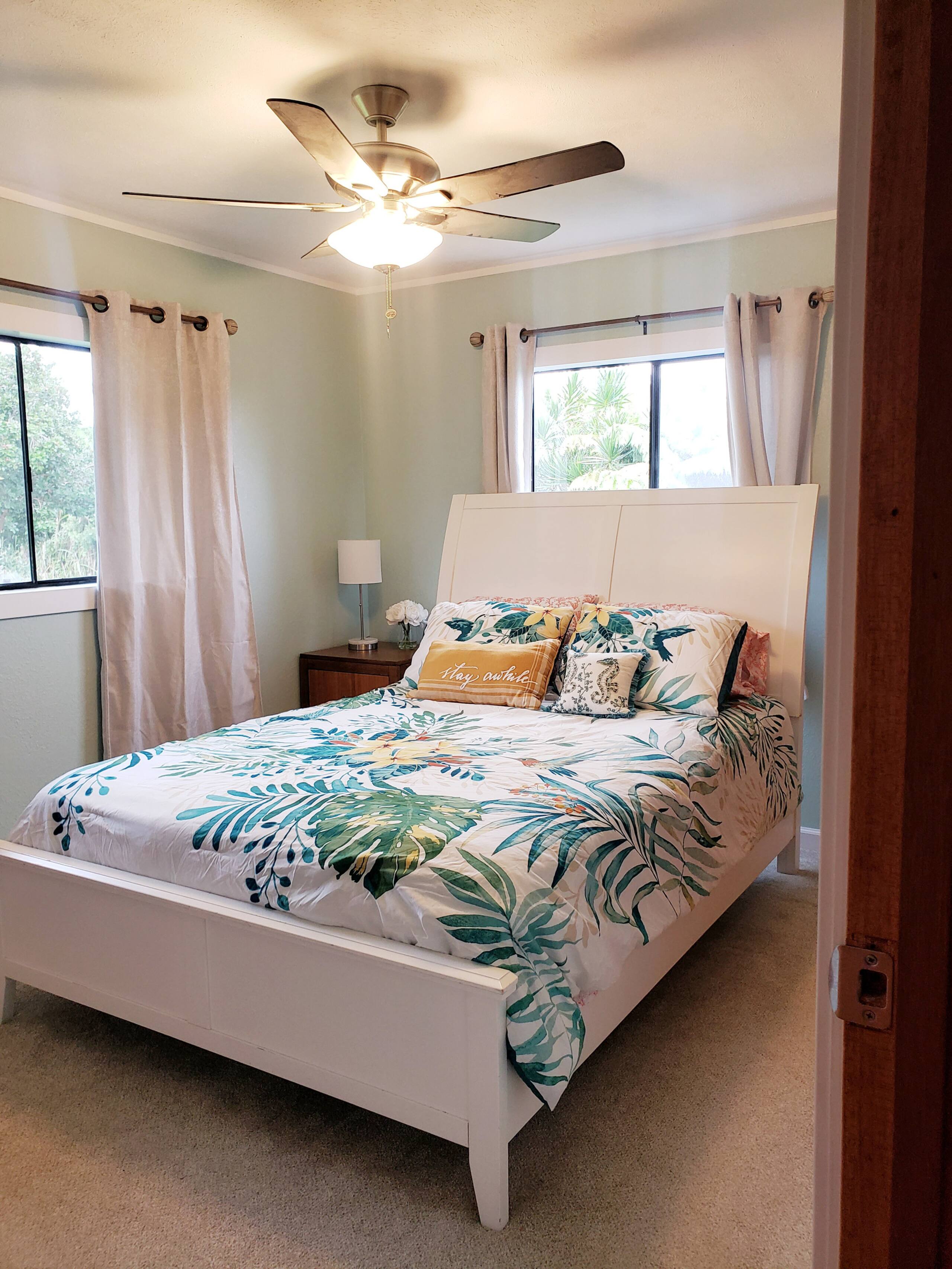 Home in Keaau · ★4.99 · 3 bedrooms · 5 beds · 2 shared baths - Image 12