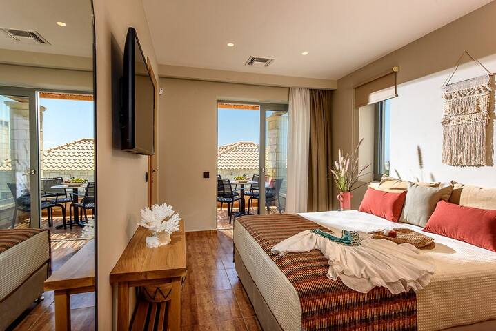 Theros Villas – heated pool 3 gallery image 2