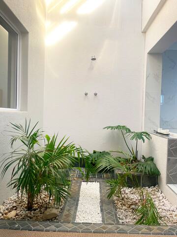 eMeTees gallery image 5