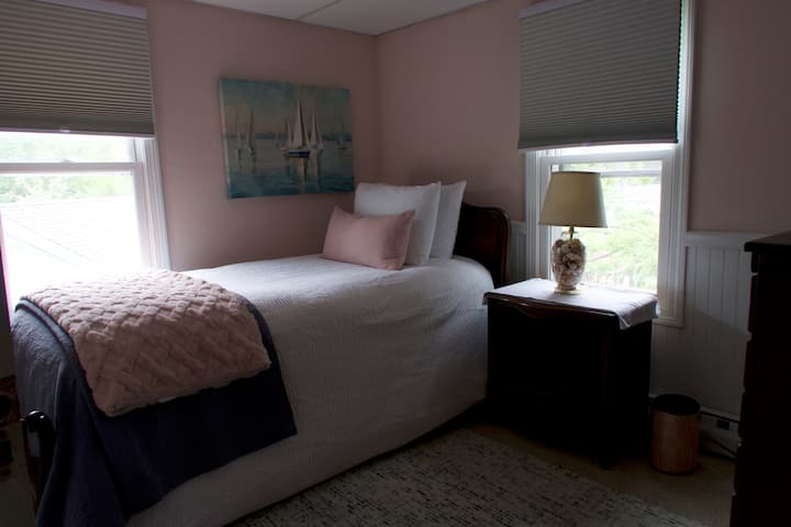 غرفة النوم 1