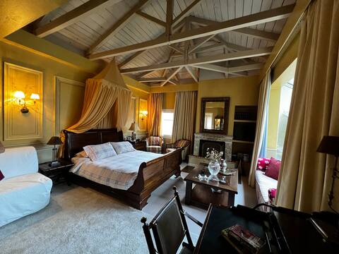 Anerada Inn - Master Suite
