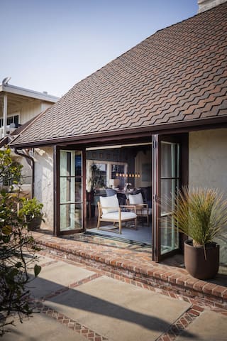 Coastal lifestyle Beach House gallery image 2