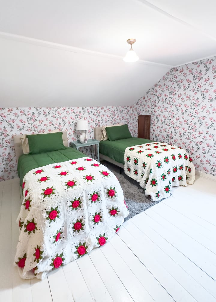 საძინებელი 4