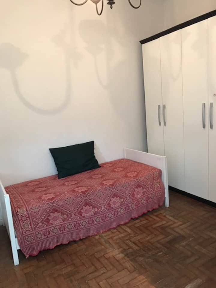 Spavaća soba 1