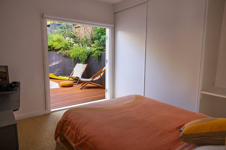 Newport Garden beach cottage gallery image 5