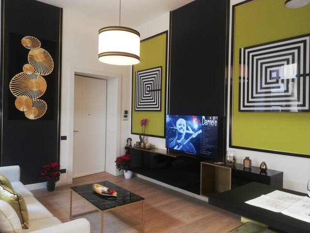 New Luxury Flat! – Napoli Mariana Luxury – Center gallery image 5