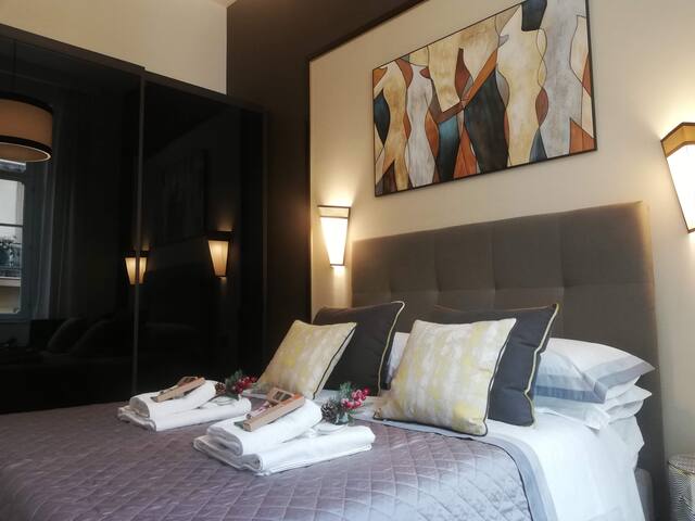 New Luxury Flat! – Napoli Mariana Luxury – Center gallery image 3