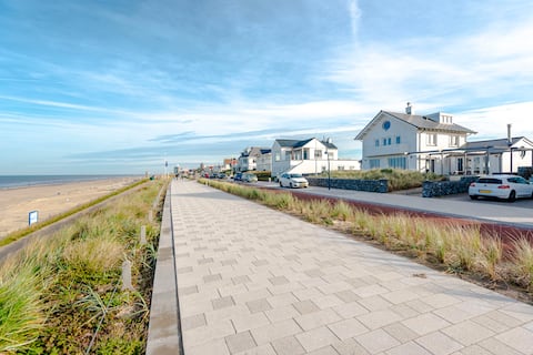 Luxury beach house - 5 bedrooms