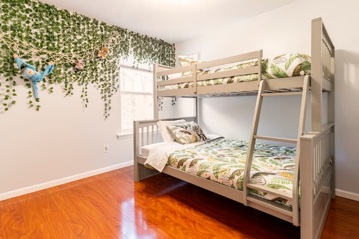 Jungle Themed Bunk Bed Twin over Full