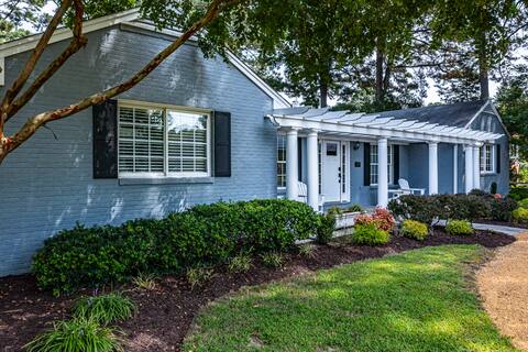 Spacious |  Next to Tides Inn | Stylish | Walkable