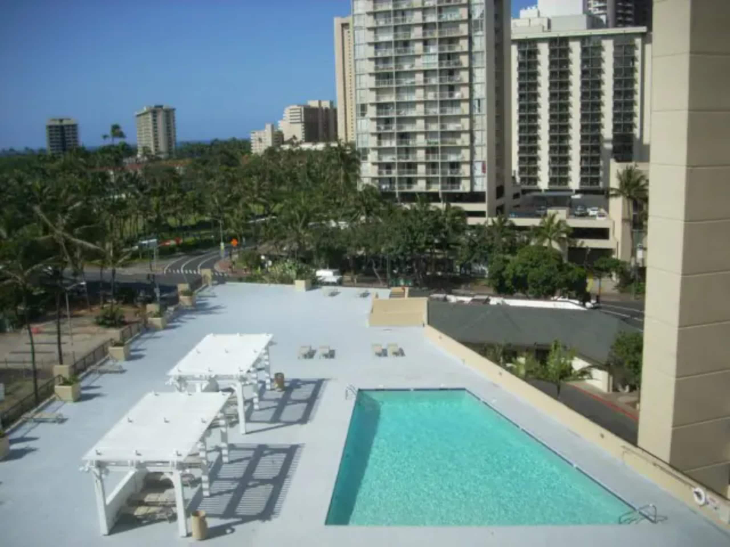 Condo in Honolulu · ★4.81 · 1 bedroom · 1 bed · 1 private bath - Image 11