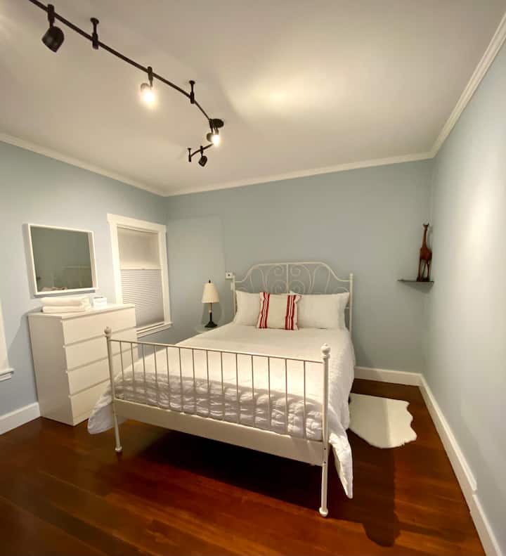 Comfortable 1 bed Apartment Apartments for Rent in Northbridge