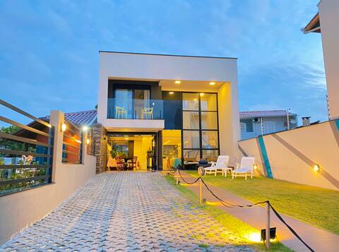 Casa Hámar, foot in the sand and the sea