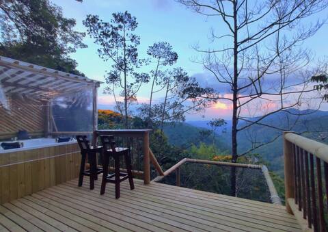 Beautiful cabin a 15-minute walk to the rivers