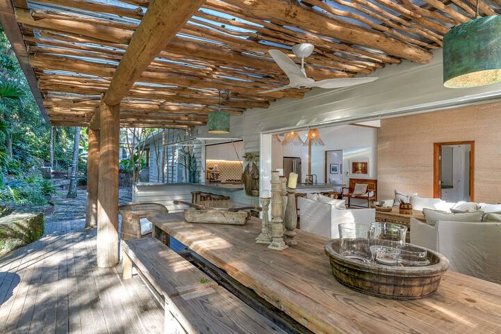 Eternity Beach House_Eco Luxury Belongil Beach gallery image 4