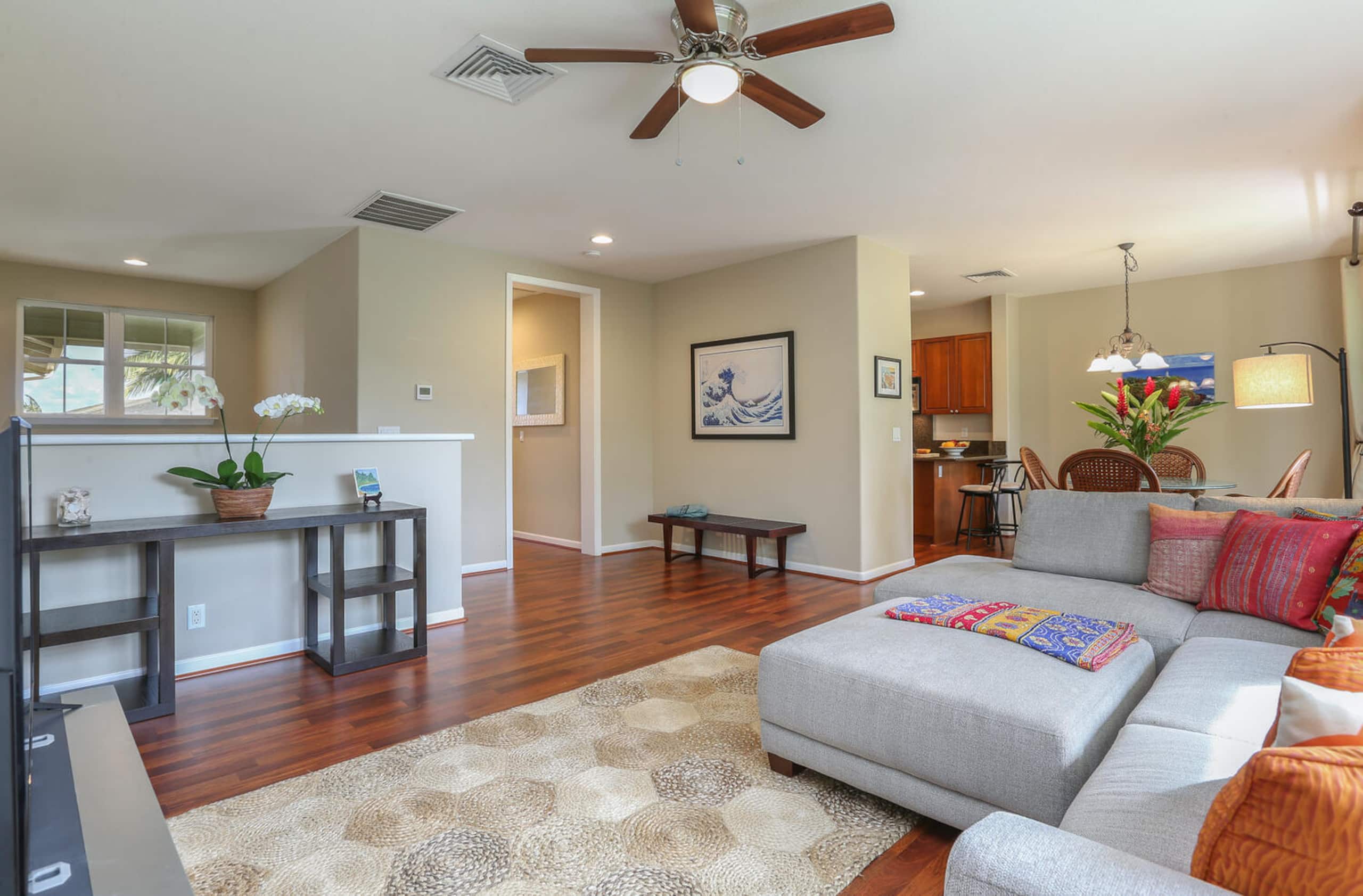 Townhouse in Princeville · ★4.92 · 3 bedrooms · 4 beds · 2.5 baths - Image 3