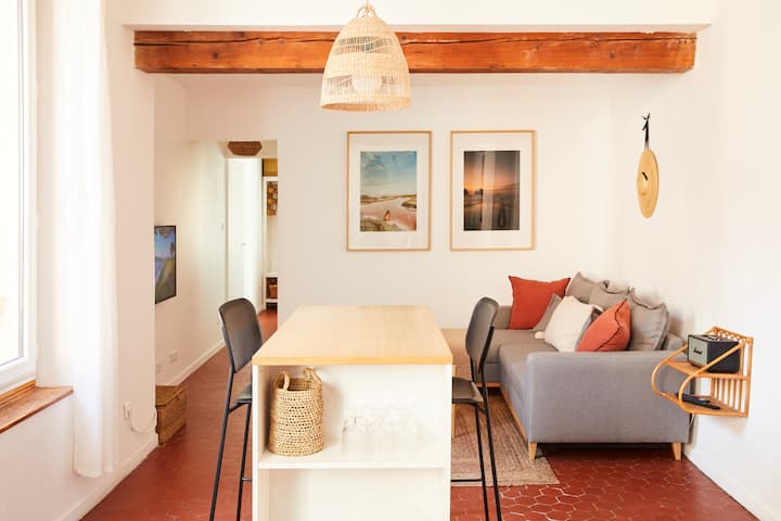 Charmant T2 De Caractère Vieux Port / Panier 42m² - Marseille