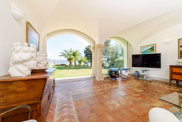 Amalficoast Villa / Seaview Pool Garden & Parking - Salerno