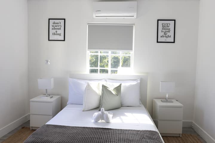 Dormitorio 2 con cama Queen