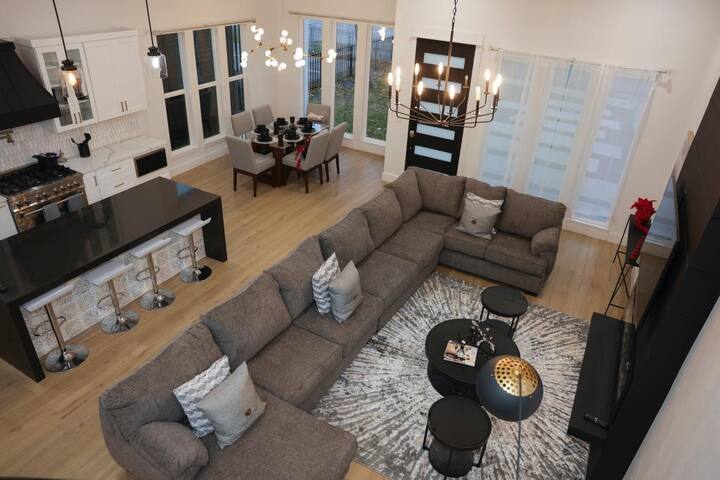 Comfy Casa gallery image 2