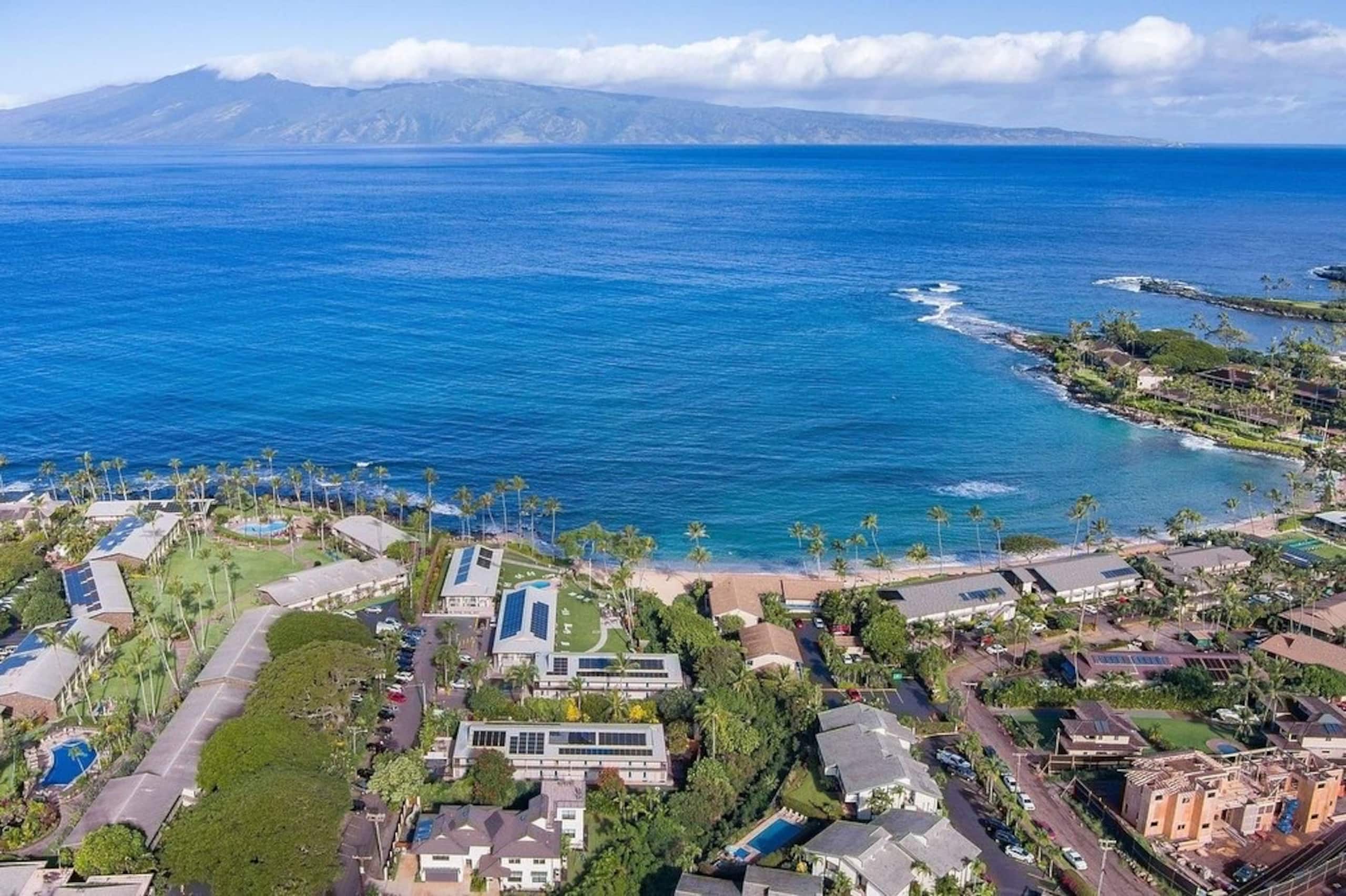 Spacious Studio on Napili Bay Beach w/FREE Parking - Photo 1