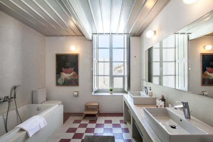 Josephine Mykonos Town Villa – 1882 gallery image 4