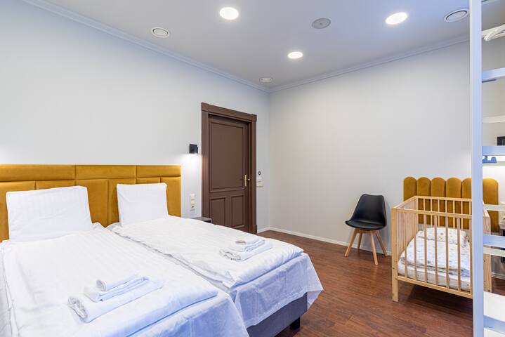 U⓸ Bruny | by Dandelion Apartments & Suites gallery image 5