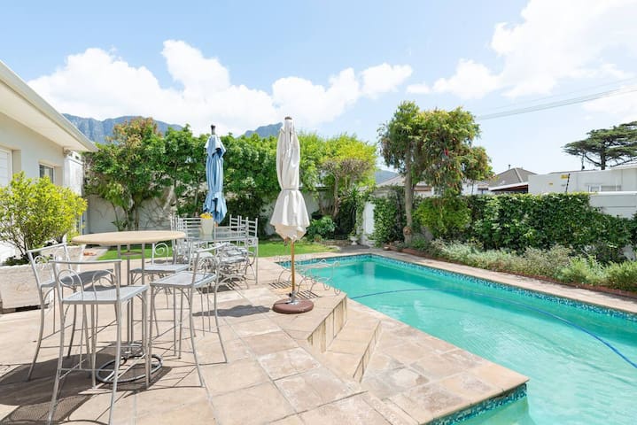 3-Bedroom Family Home In Claremont gallery image 3