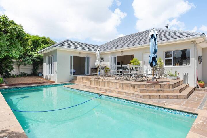 3-Bedroom Family Home In Claremont gallery image 2