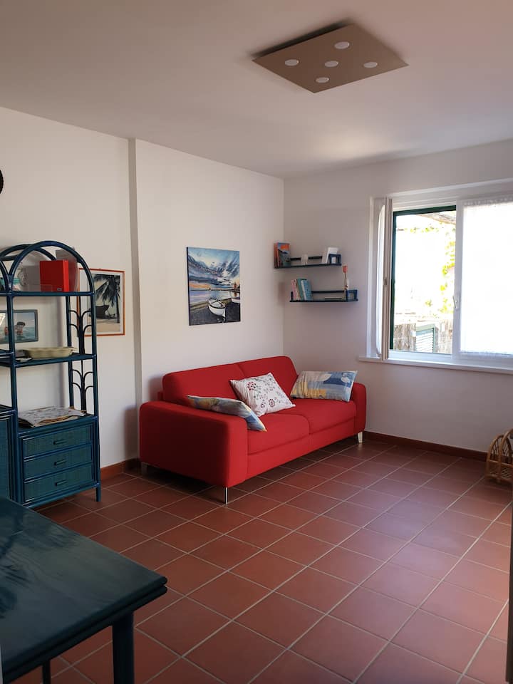 Obývačka s rozkladacou pohovkou