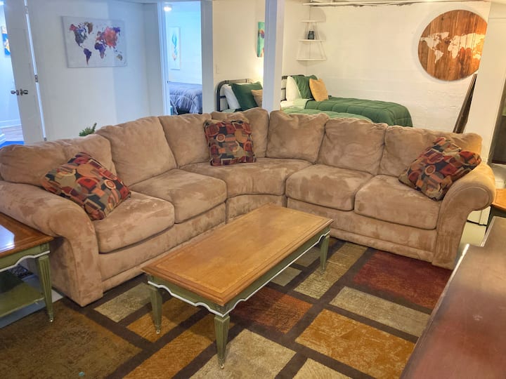 Ყველაზე დაბალი მისაღები ოთახი.