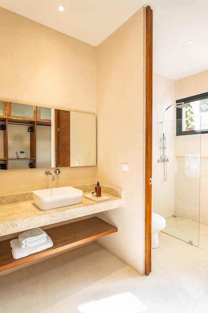 dhomë gjumi 2 banjo private