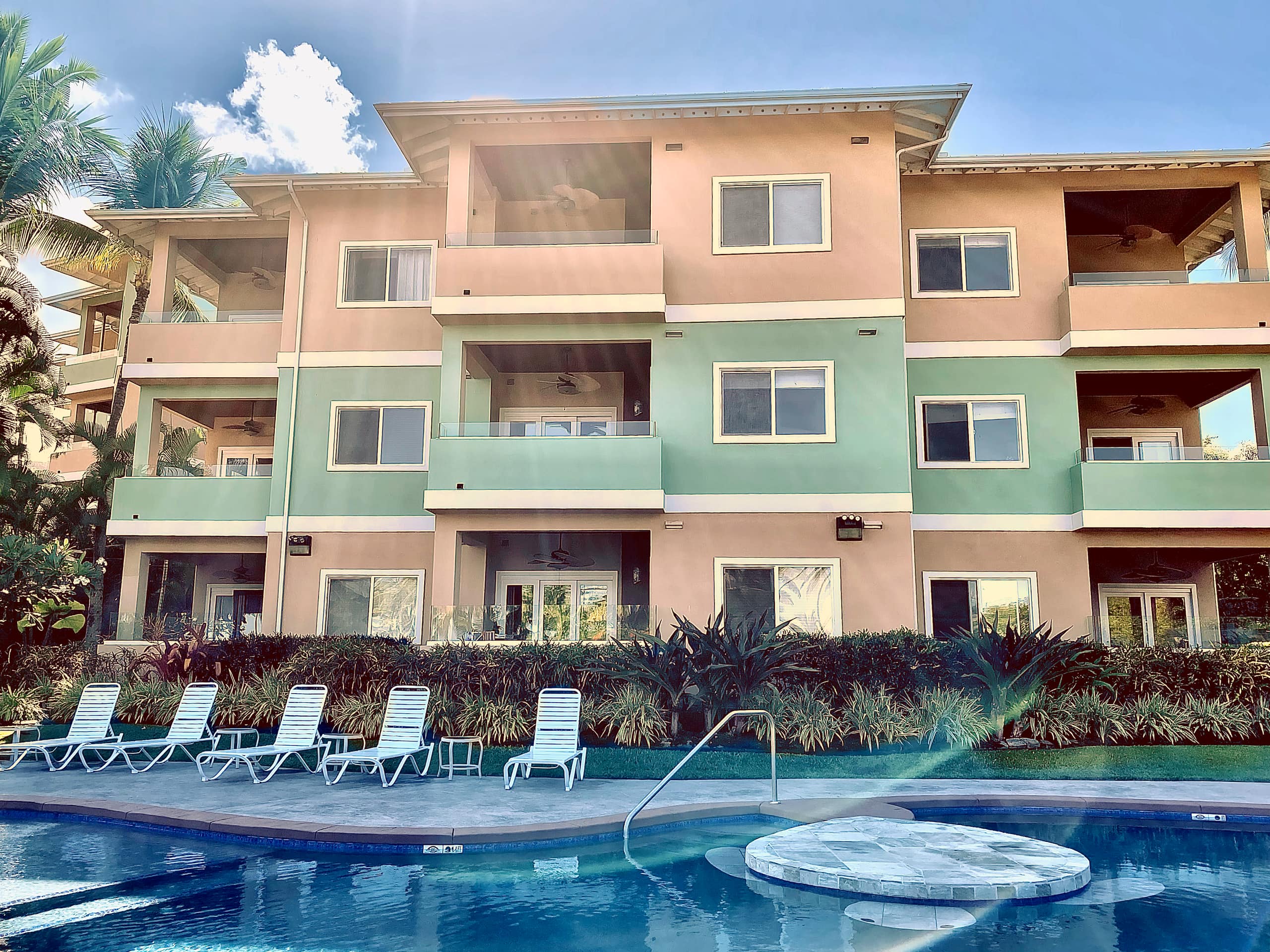 Condo in Kailua-Kona · ★4.78 · 2 bedrooms · 4 beds · 2 private baths - Image 1