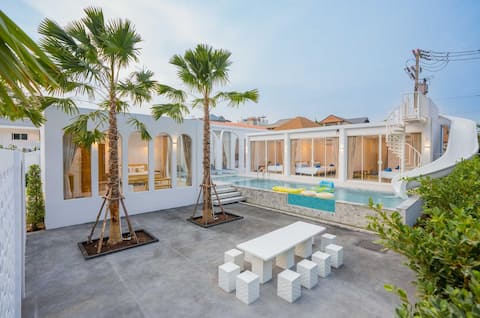 Miami beach villa chaam