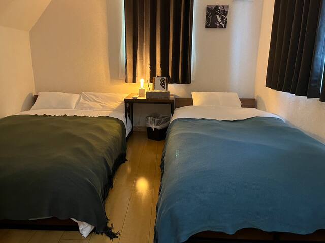 新宿駅徒歩12分　歌舞伎町徒歩10分　無料駐車場（サイズ幅1800ｍｍ以下　高さ2100ｍｍ以下） gallery image 3