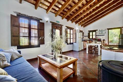Cortijo Roman, sleeps 2 to 22 people