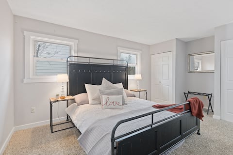 Wonderful 3BR 2BR Home in Mason With Fenced Yard