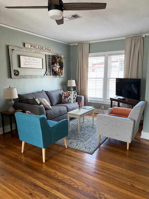 The Steel House on Poplar/Duplex